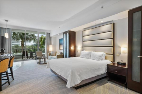 Junior Suite 2 at Sorrento Residences- Miami Beach home